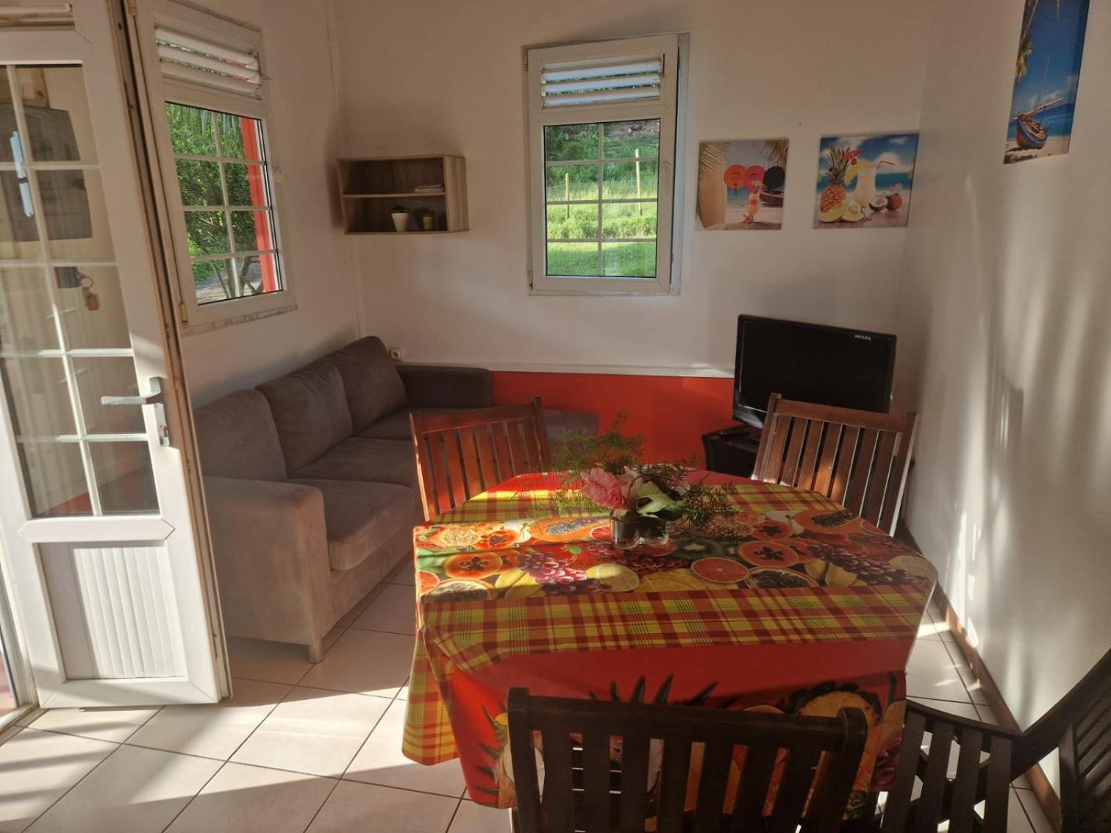 Bungalows Corail, F3 Avec Piscine A Sainte Luce מראה חיצוני תמונה
